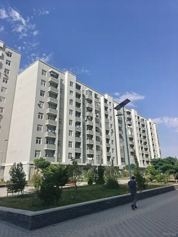 Satılır 3 otaqlı mənzil 72.9 m²