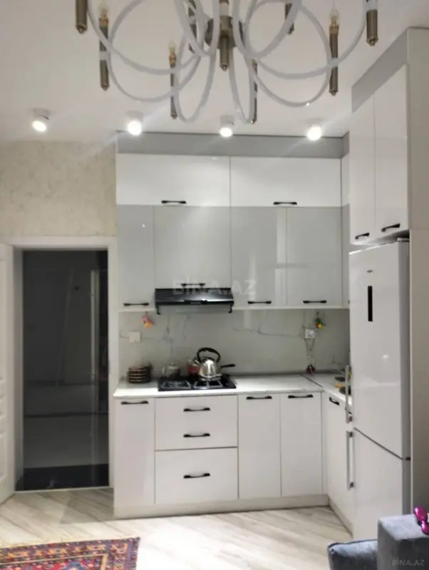 Kirayə verilir 2 otaqlı mənzil 55 m²