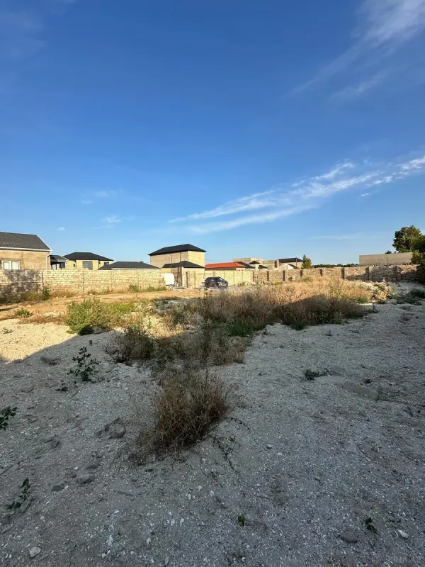 Satılır torpaq sahəsi 12 m²
