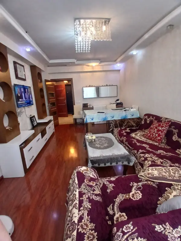 Satılır 2 otaqlı mənzil 70 m²