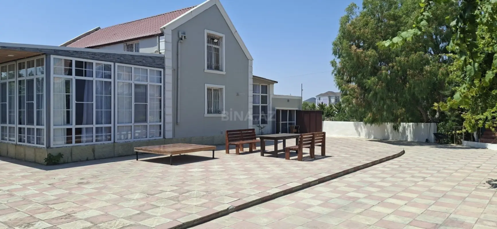 Satılır 5 otaqlı həyət evi 100 m²