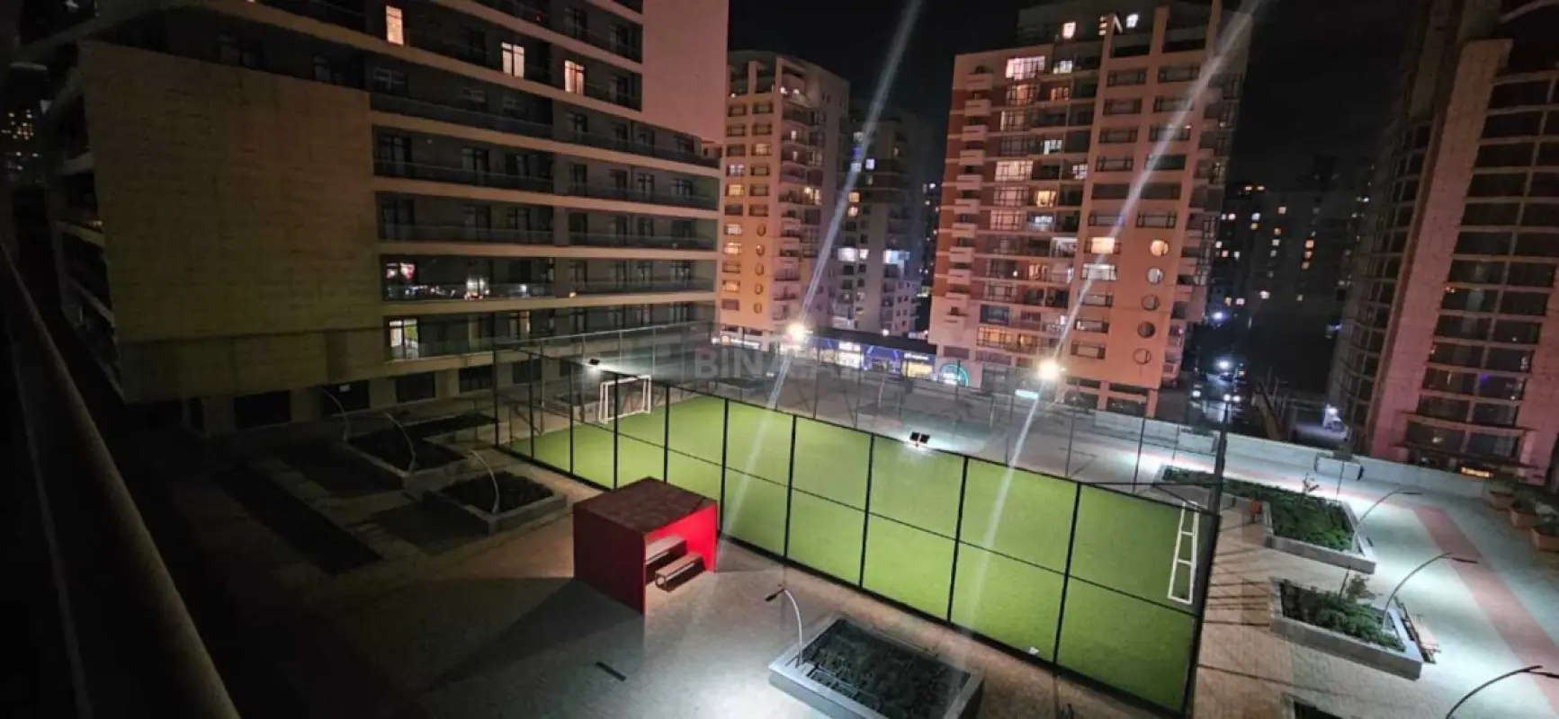 Kirayə verilir 2 otaqlı mənzil 114 m²