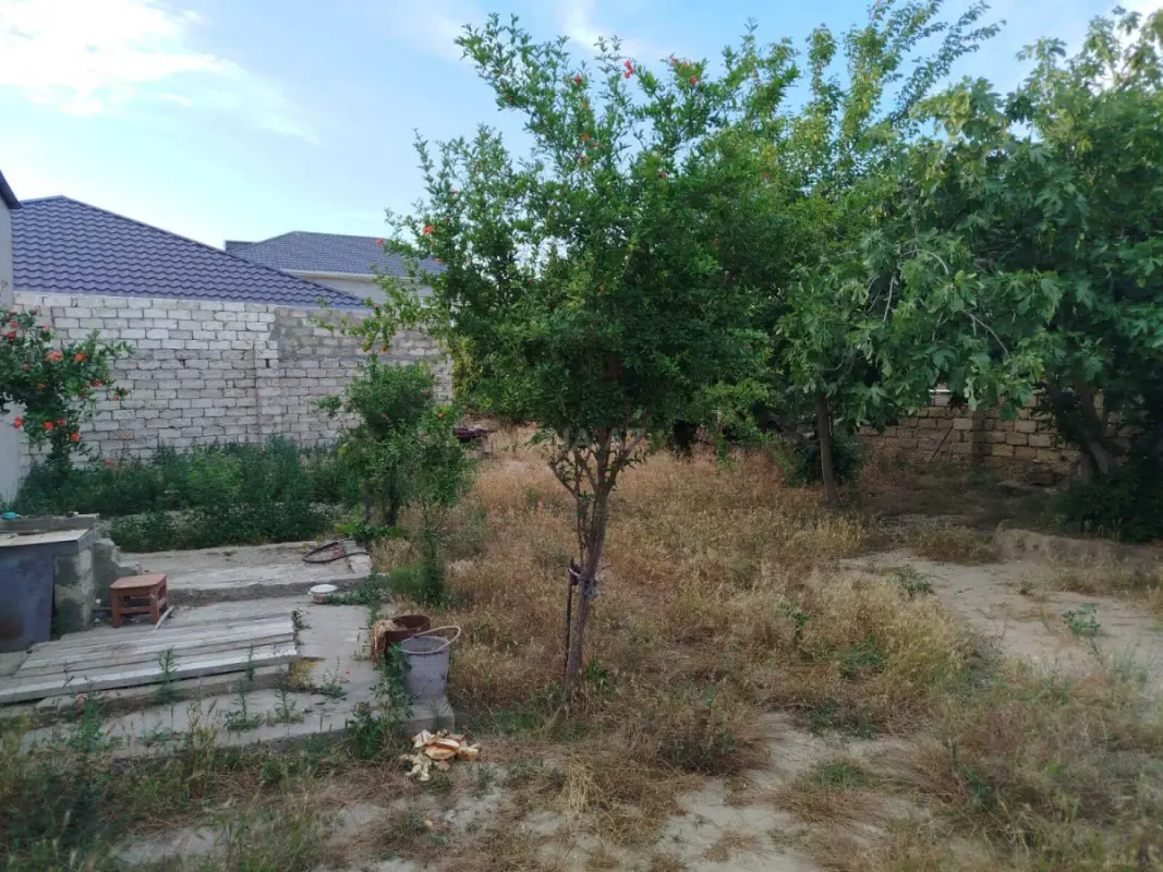 Satılır torpaq sahəsi 4 m²