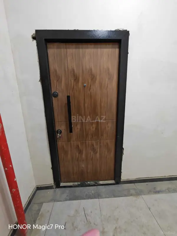 Satılır 3 otaqlı mənzil 106 m²