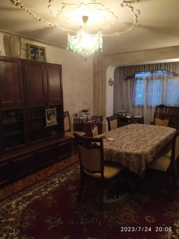 Satılır 4 otaqlı mənzil 100 m²
