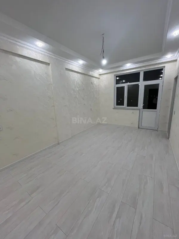 Satılır 2 otaqlı mənzil 57 m²