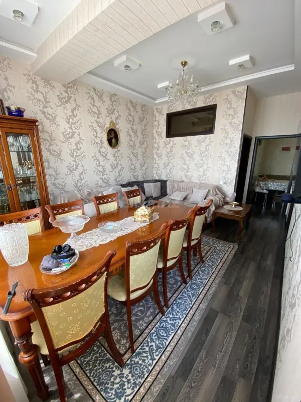Satılır 3 otaqlı mənzil 77 m²