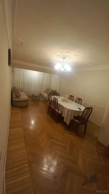 Satılır 3 otaqlı mənzil 95 m²