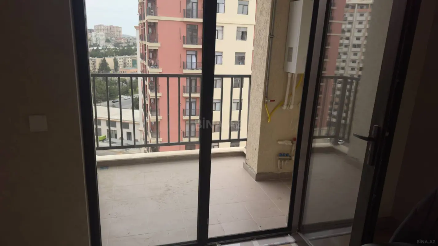 Kirayə verilir 2 otaqlı mənzil 68 m²