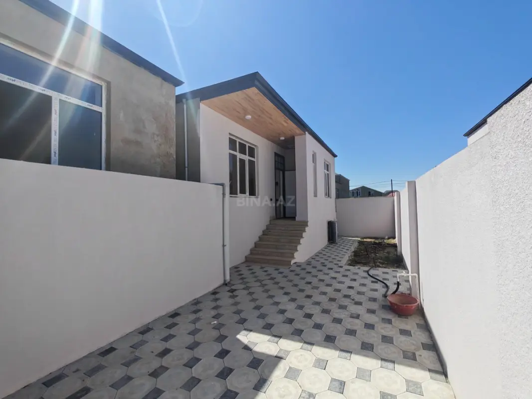 Satılır 3 otaqlı həyət evi 100 m²
