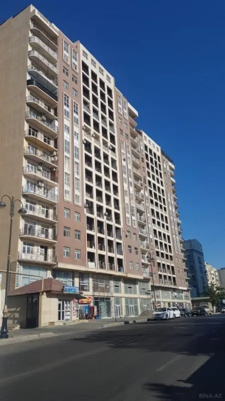 Satılır 2 otaqlı mənzil 70 m²