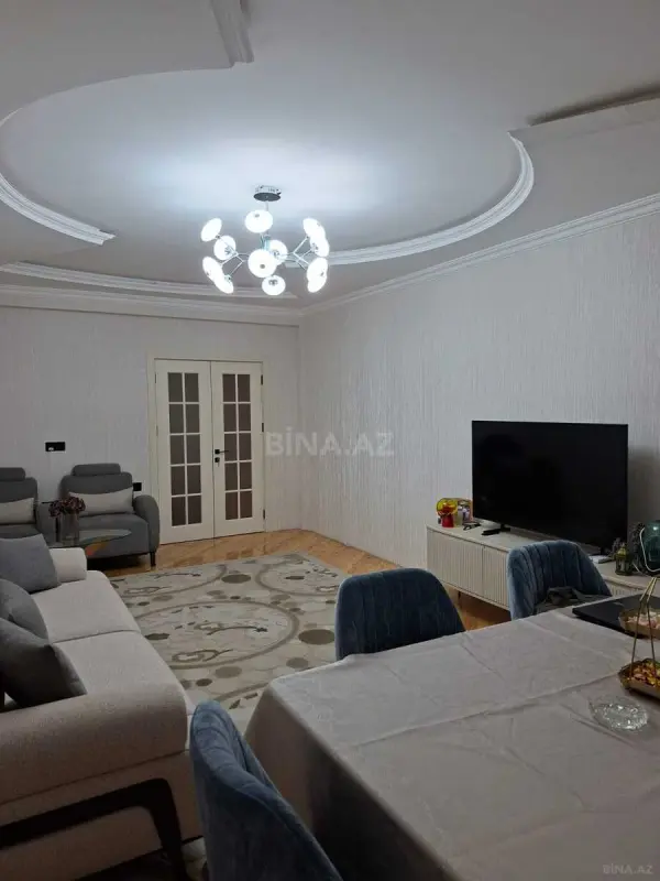 Satılır 3 otaqlı mənzil 117 m²