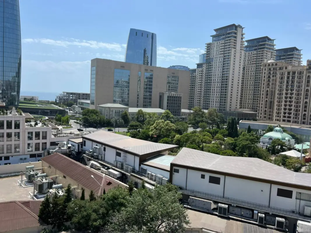 Satılır 3 otaqlı mənzil 90 m²