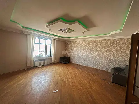 Satılır 3 otaqlı mənzil 135 m² — Bakı 3 otaq 135.00 m²