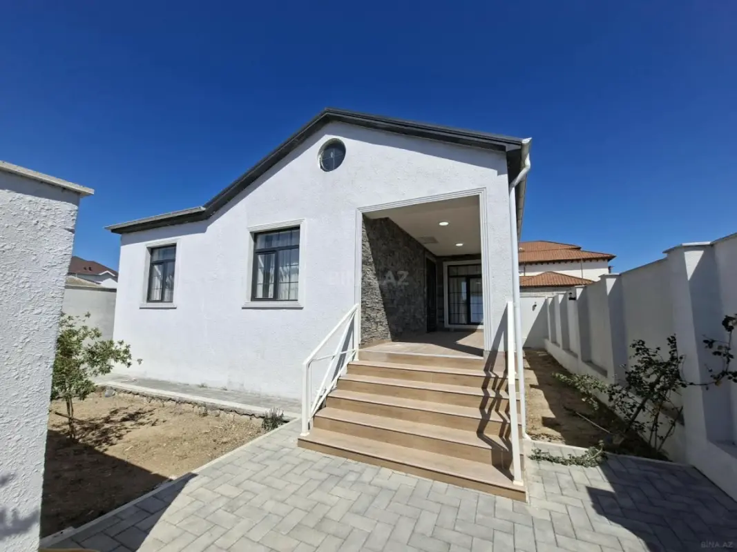 Satılır 4 otaqlı həyət evi 145 m²