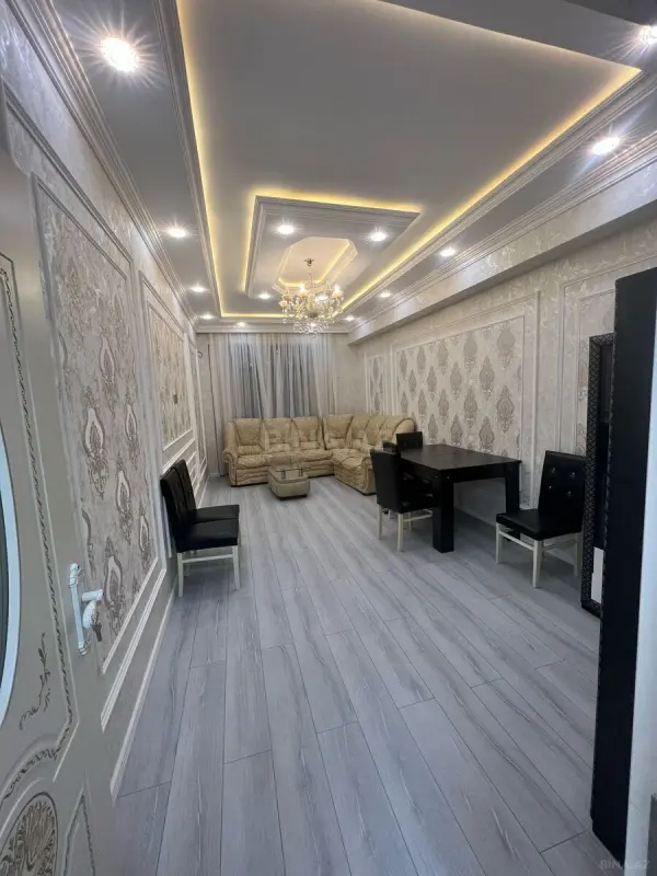 Kirayə verilir 2 otaqlı mənzil 73 m²
