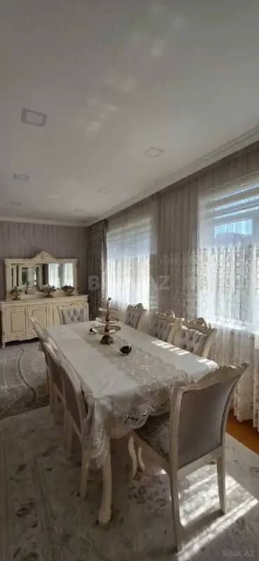 Satılır 4 otaqlı mənzil 90 m²