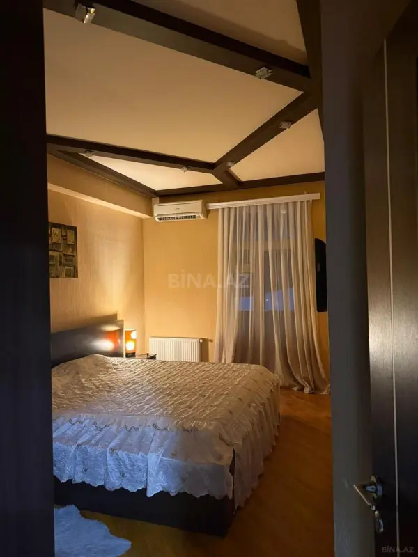 Kirayə verilir 2 otaqlı mənzil 79 m²