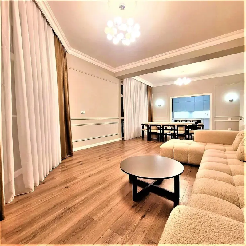 Kirayə verilir 3 otaqlı mənzil 150 m²