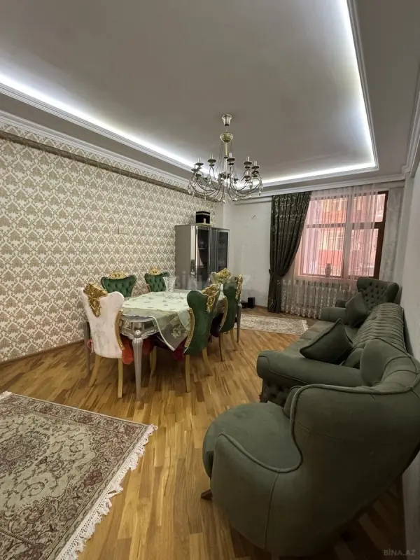 Kirayə verilir 2 otaqlı mənzil 86 m²