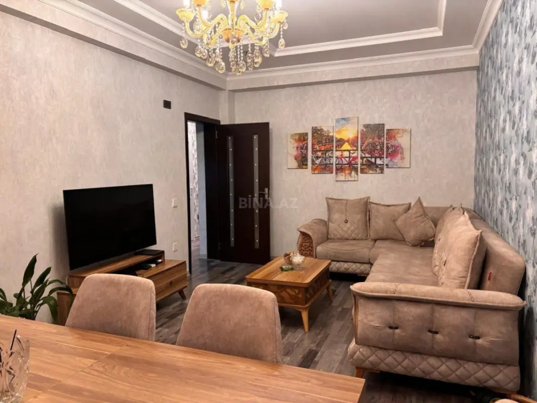 Satılır 2 otaqlı mənzil 63 m²