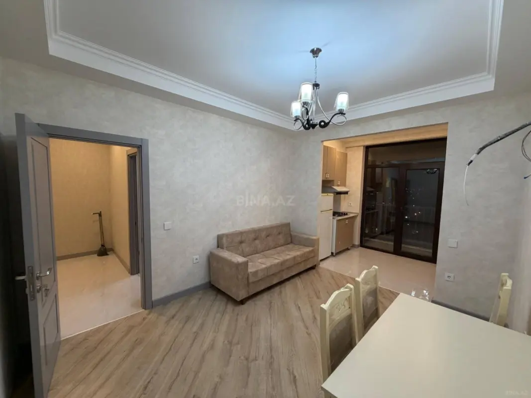 Kirayə verilir 2 otaqlı mənzil 53 m²