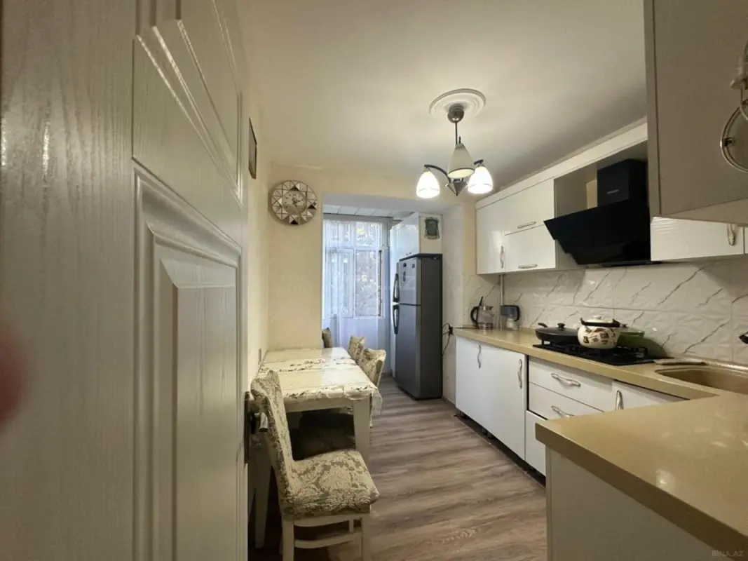 Satılır 4 otaqlı mənzil 85 m²