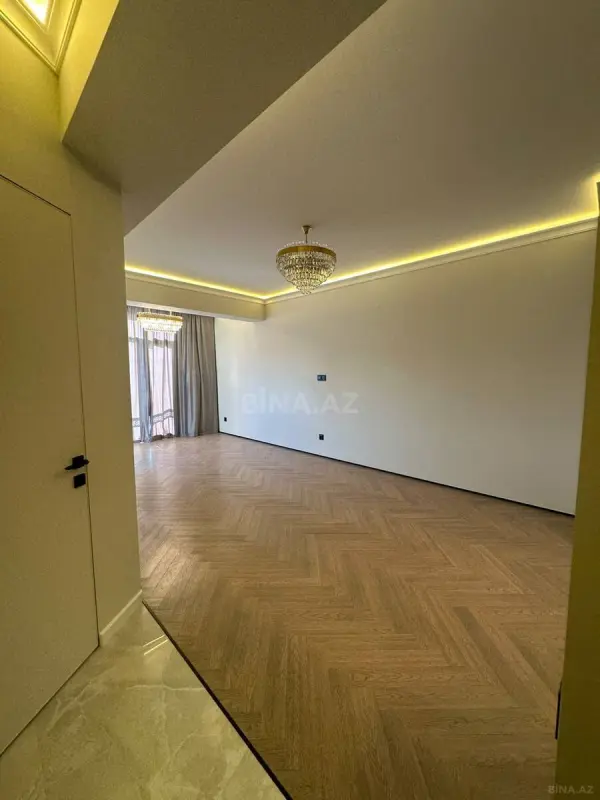Satılır 2 otaqlı mənzil 67 m²