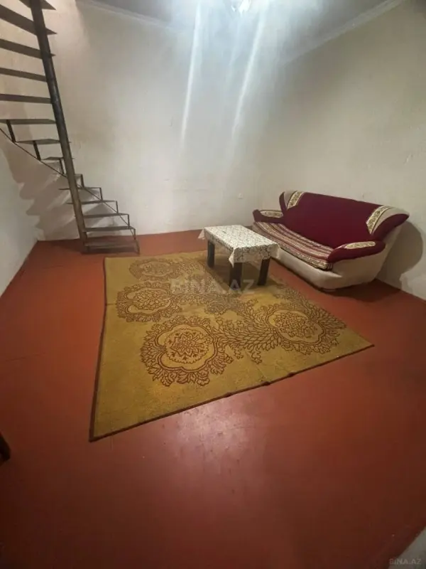 Kirayə verilir 2 otaqlı həyət evi 70 m²