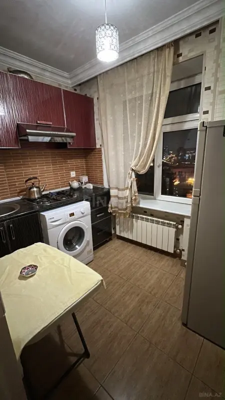 Kirayə verilir 2 otaqlı mənzil 75 m²