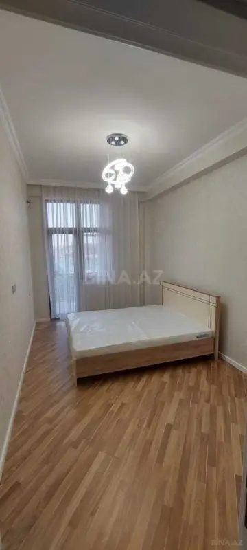 Kirayə verilir 2 otaqlı mənzil 63 m²