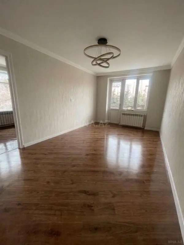 Satılır 2 otaqlı mənzil 52 m²