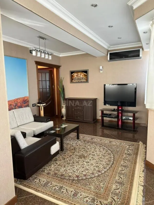 Satılır 3 otaqlı mənzil 100 m²
