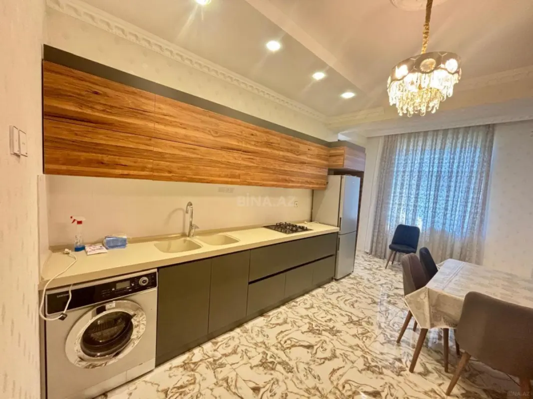 Satılır 2 otaqlı mənzil 103.7 m²