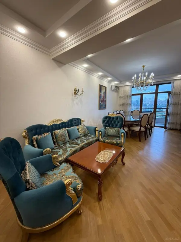 Satılır 3 otaqlı mənzil 101 m²