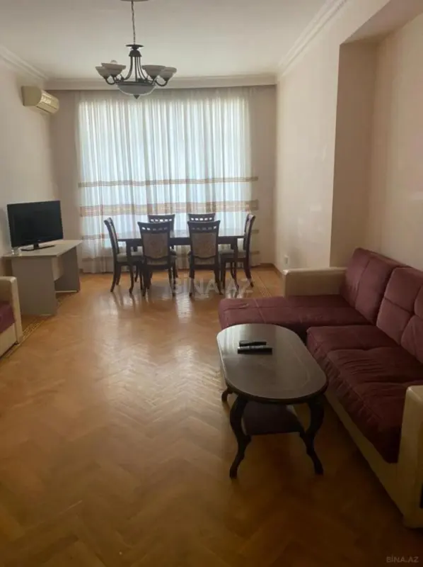 Kirayə verilir 2 otaqlı mənzil 80 m²