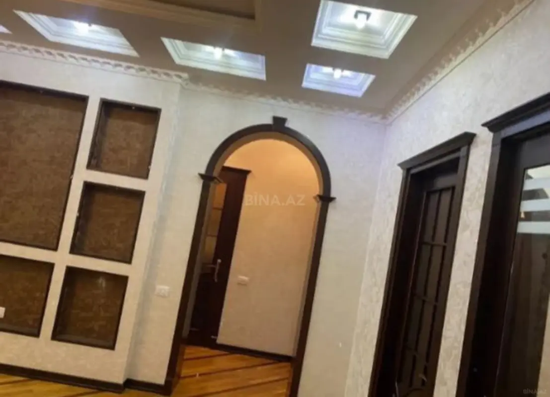 Kirayə verilir 3 otaqlı mənzil 136 m²