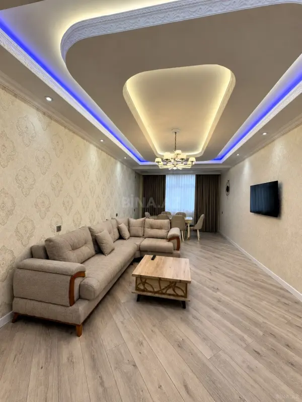 Satılır 2 otaqlı mənzil 99 m²
