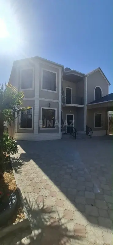 Satılır 6 otaqlı həyət evi 250 m²