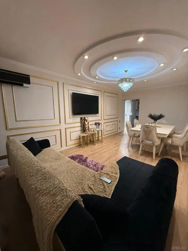 Satılır 4 otaqlı mənzil 120 m²