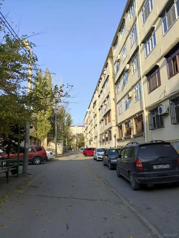 Satılır 3 otaqlı mənzil 48 m²