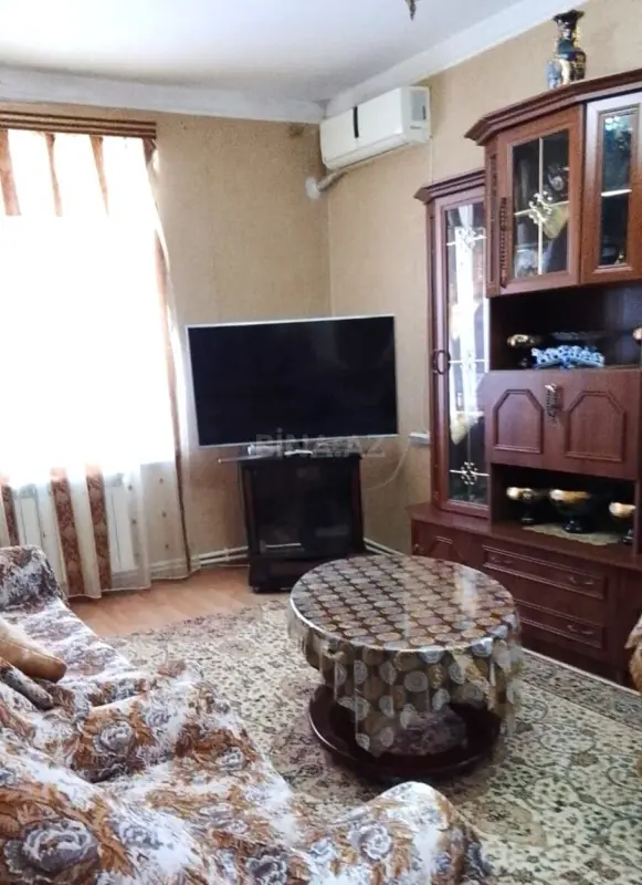 Satılır 1 otaqlı mənzil 35 m²