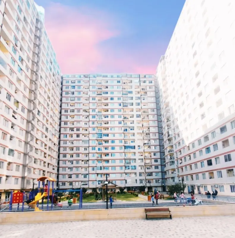 Kirayə verilir 3 otaqlı mənzil 90 m²