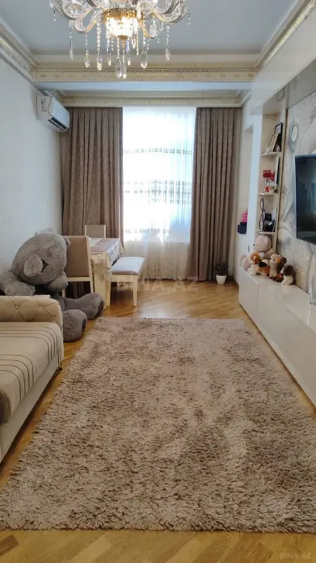 Satılır 2 otaqlı mənzil 73 m²
