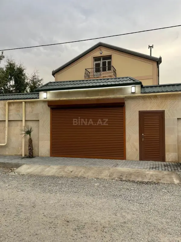 Satılır 5 otaqlı həyət evi 450 m²