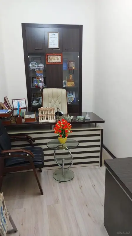 Kirayə verilir 4 otaqlı ofis 85 m²