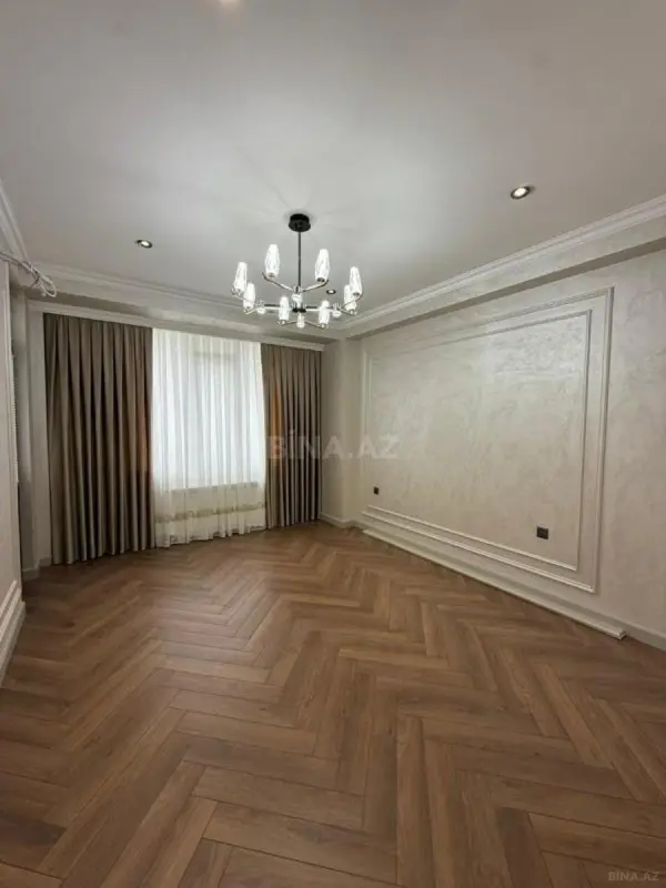 Satılır 3 otaqlı mənzil 77 m²