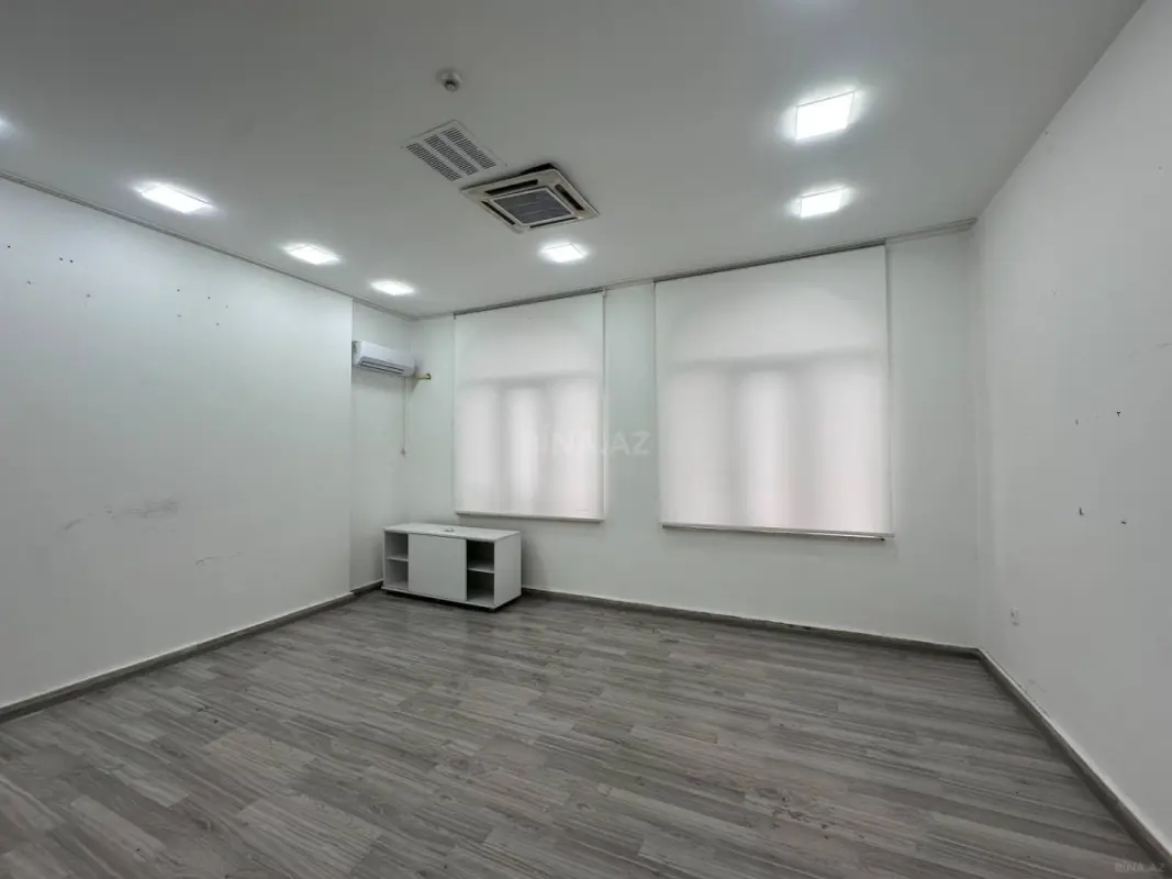 Kirayə verilir 1 otaqlı ofis 25 m²