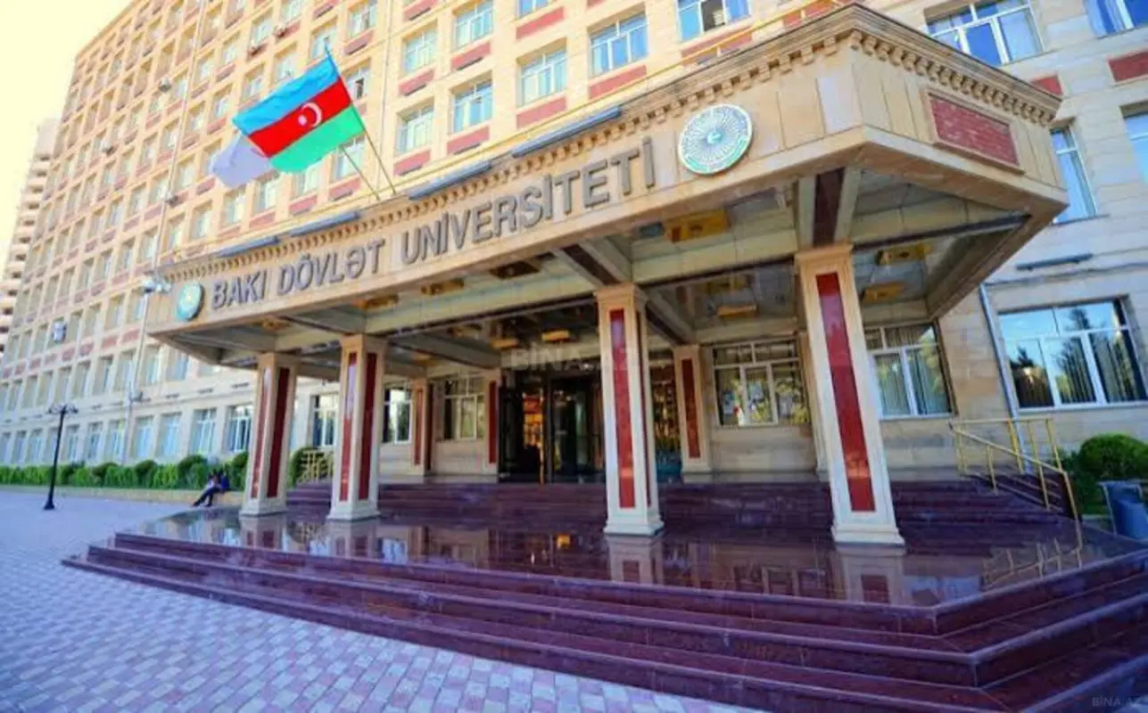 Kirayə verilir 2 otaqlı mənzil 110 m²