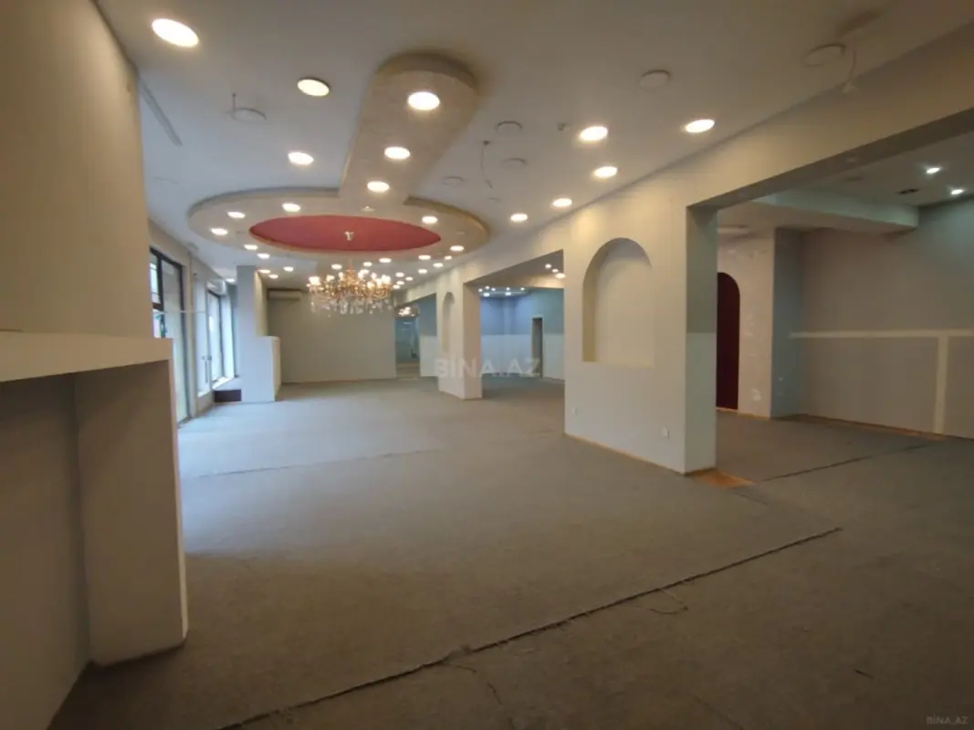 Kirayə verilir obyekt 220 m²